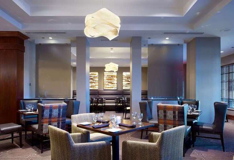 فندق Hilton Minneapolisst. Paul Airport