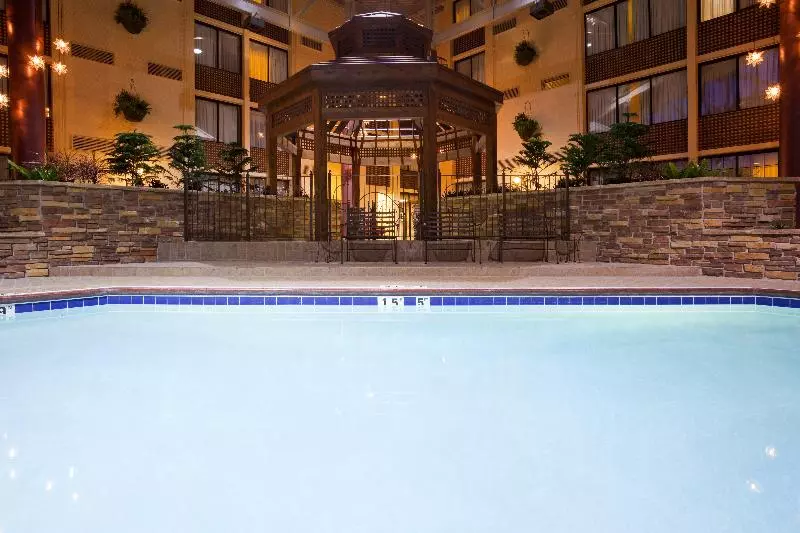 Hotel Holiday Inn Bloomington Airport South Mall Area By Ihg