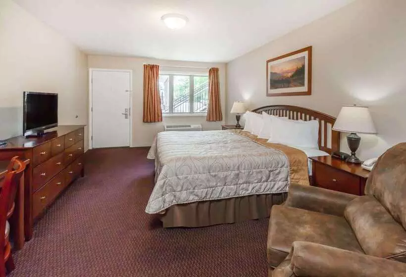 Hôtel Howard Johnson By Wyndham Traverse City