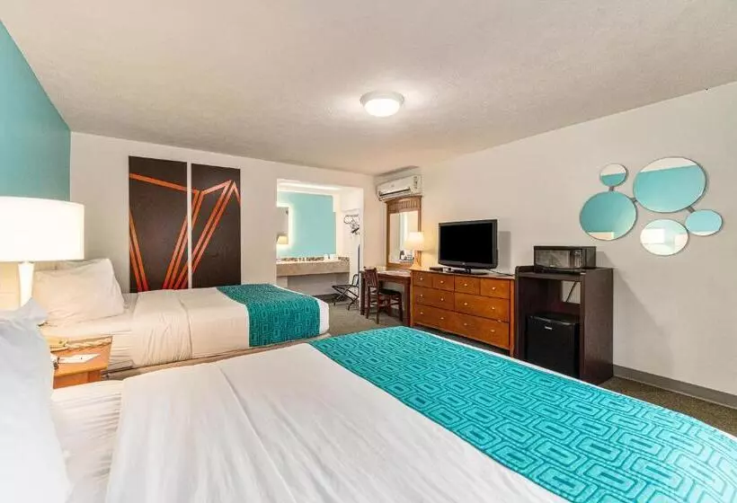 Hôtel Howard Johnson By Wyndham Traverse City