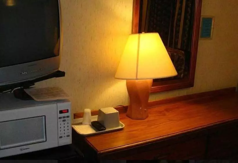 Hotelli River Inn By Niagara Falls