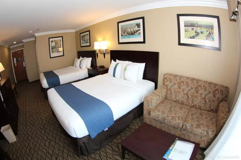 The Volare, Ascend Hotel Collection