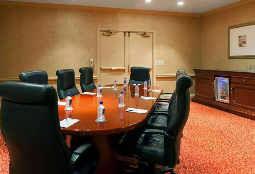 ホテル Wyndham Grand Pittsburgh