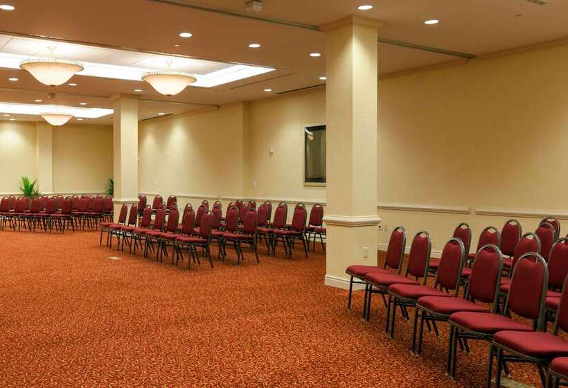 호텔 Wyndham Grand Pittsburgh