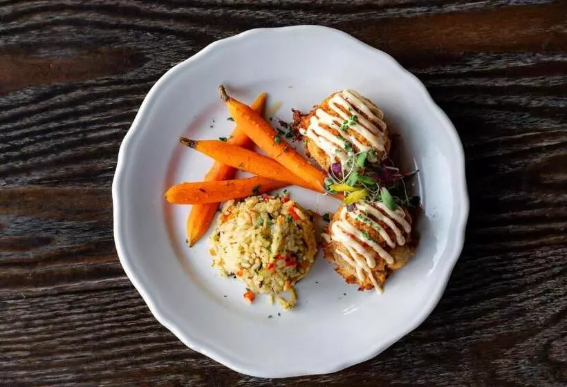 Курорт Historic Summit Inn