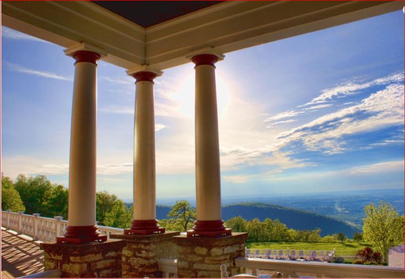 リゾートホテル Historic Summit Inn