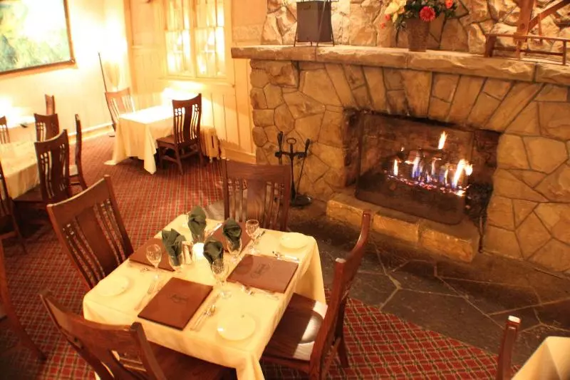 Курорт Historic Summit Inn