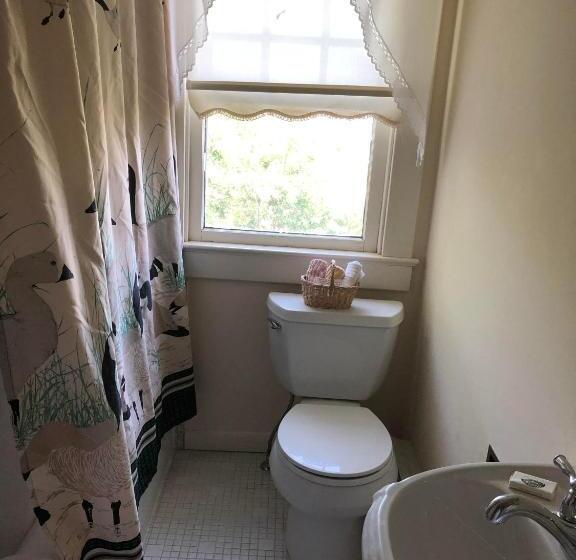 Bed and Breakfast Channel Bass Inn And Restaurant