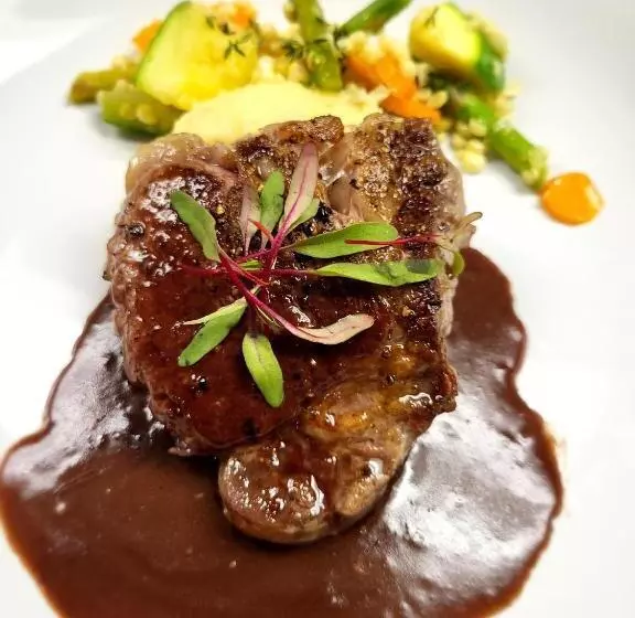 ベッドアンドブレックファースト Channel Bass Inn And Restaurant
