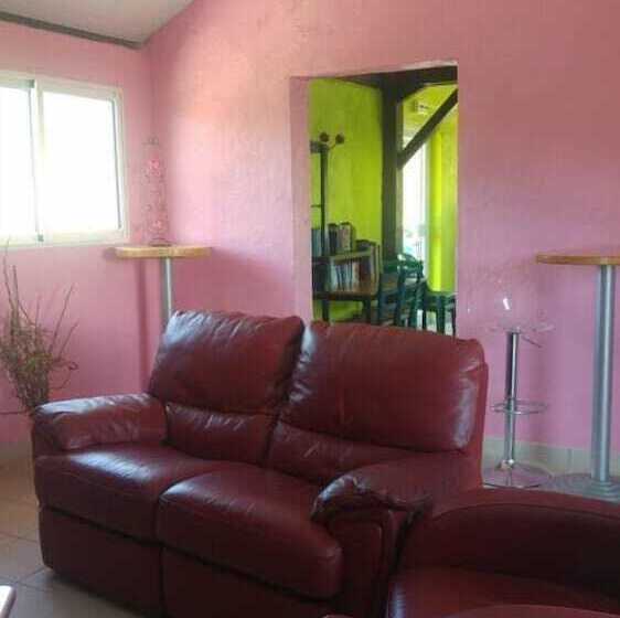 ホテル Bungalow Des Calquières