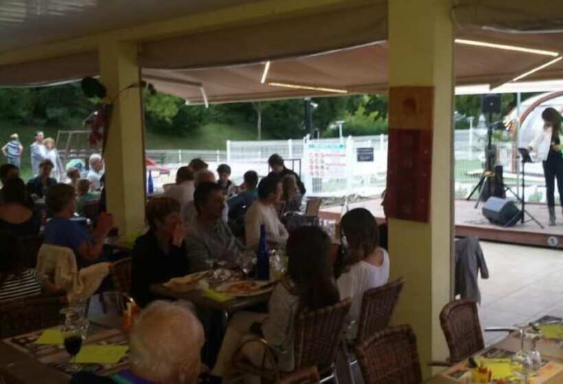 ホテル Bungalow Des Calquières