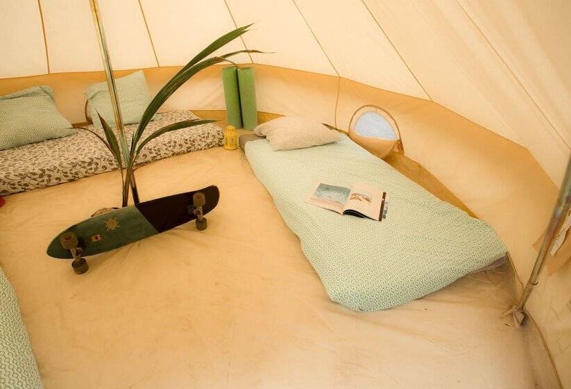 هتل Star Surf Camps