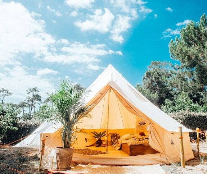 هتل Star Surf Camps