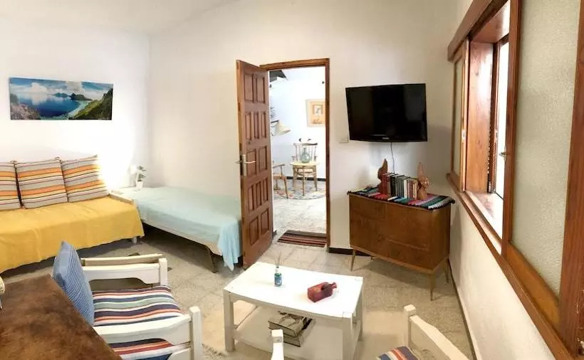 Comfortable Studio In Downtown El Medano 25 M² Shower