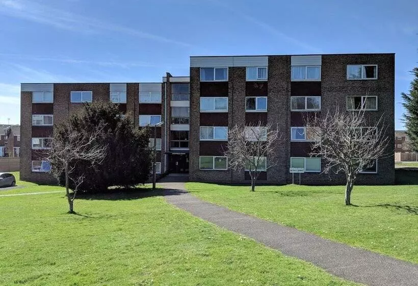 28 Scotfield