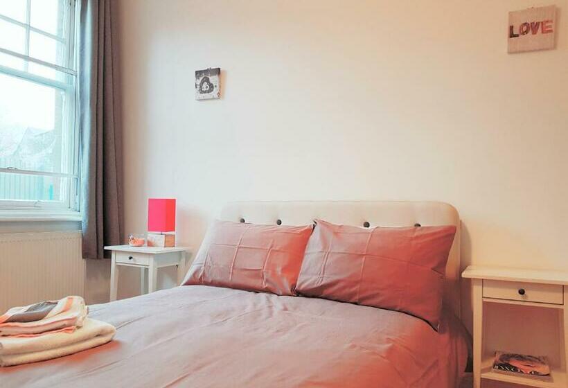 Highbury & Islington Hub