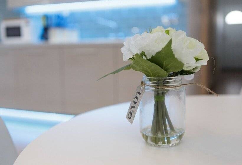 Live In Leeds Greenhill Bungalows