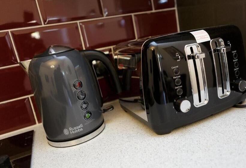 Live In Leeds Greenhill Bungalows