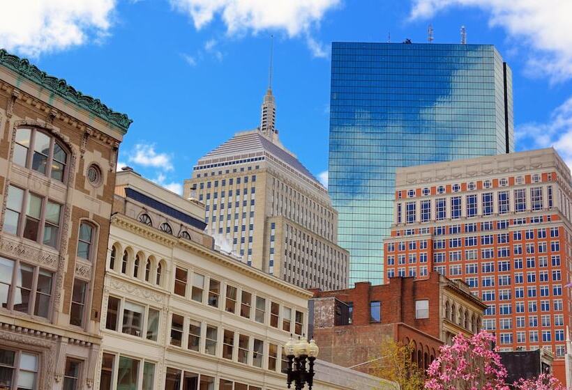 Luxury Two Bedroom Suite