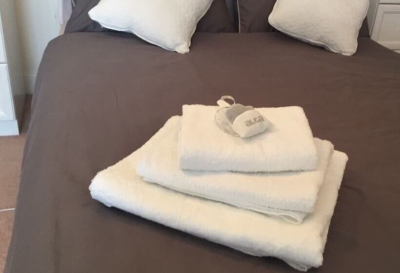 Nice And Private Rooms