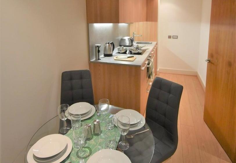 Toothbrush Apartments   Ipswich Waterfront   Quayside