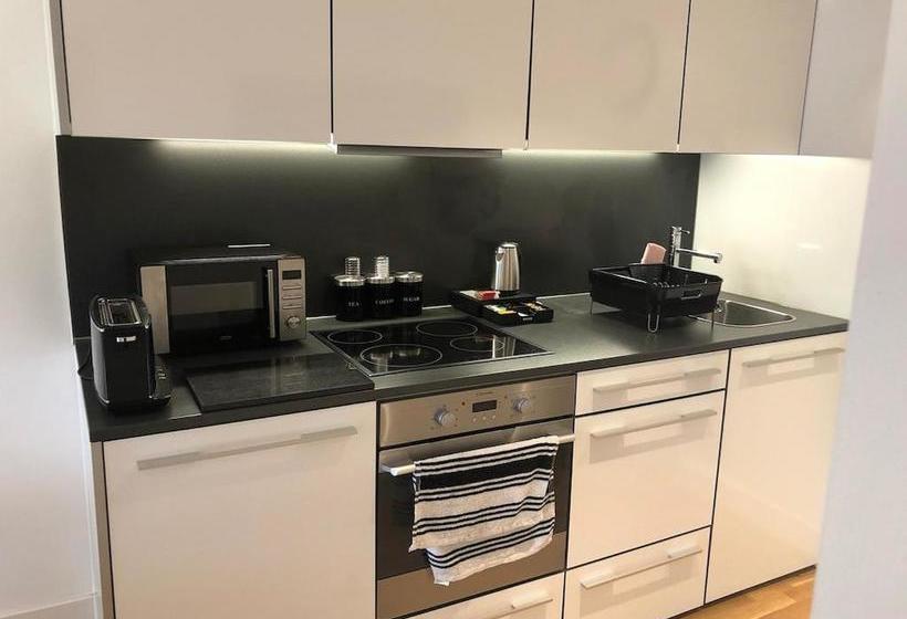 Toothbrush Apartments   Ipswich Waterfront   Quayside