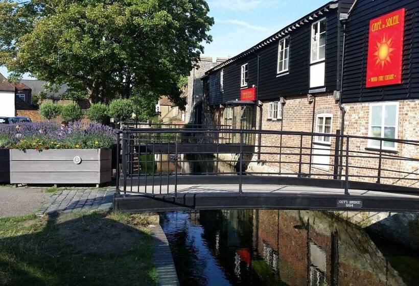 1 Sterling Court City Center