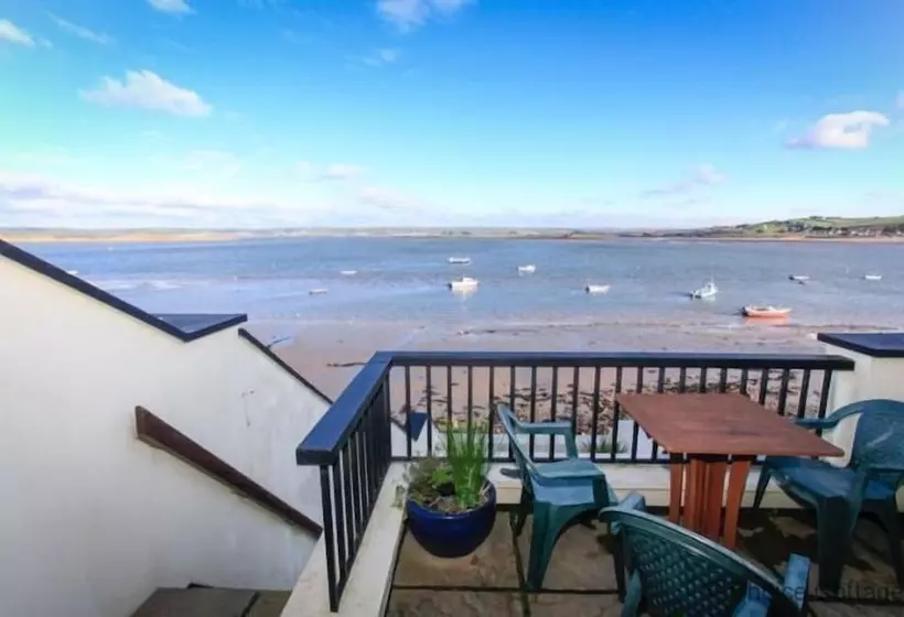 Appledore Yardarm 4 Bedrooms