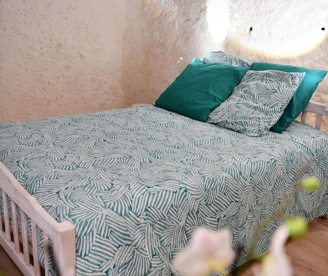 Gite Troglodytique Le Troglo Riel