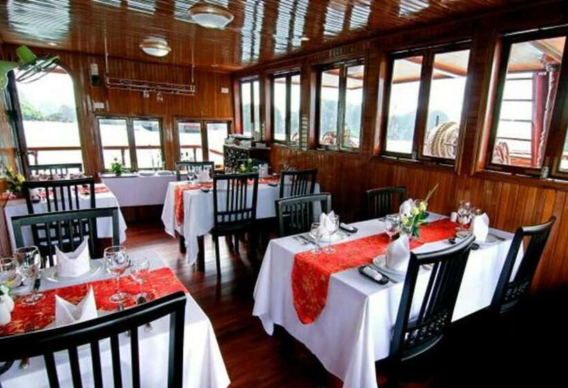 هتل Huong Hai Sealife Cruise