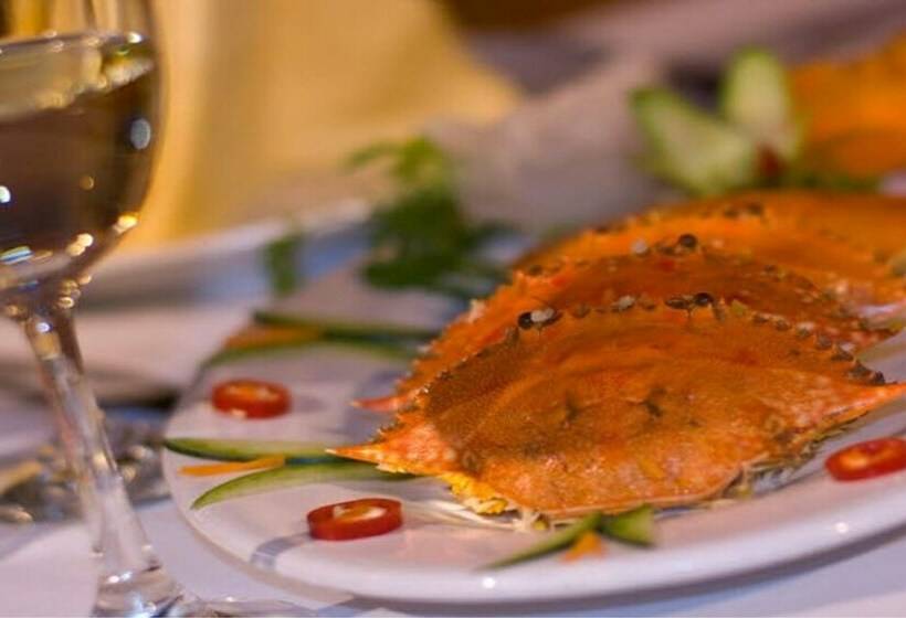 هتل Huong Hai Sealife Cruise