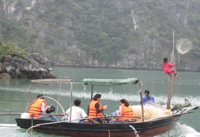 هتل Huong Hai Sealife Cruise