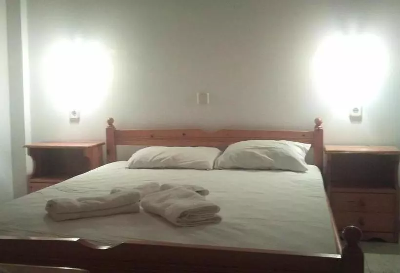 Pension Saint Sunday Parga