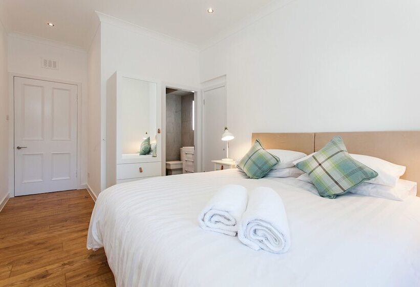 The Old Manse House   Apartment