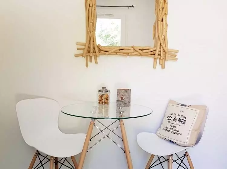 تختخواب و صبحانه Chambre D Hôtes Le Secadou