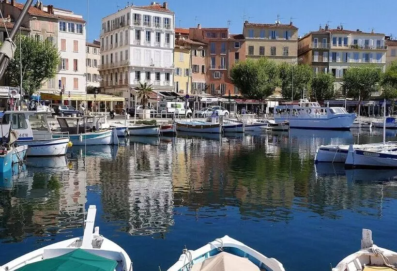 تختخواب و صبحانه Chambre D Hôtes Le Secadou