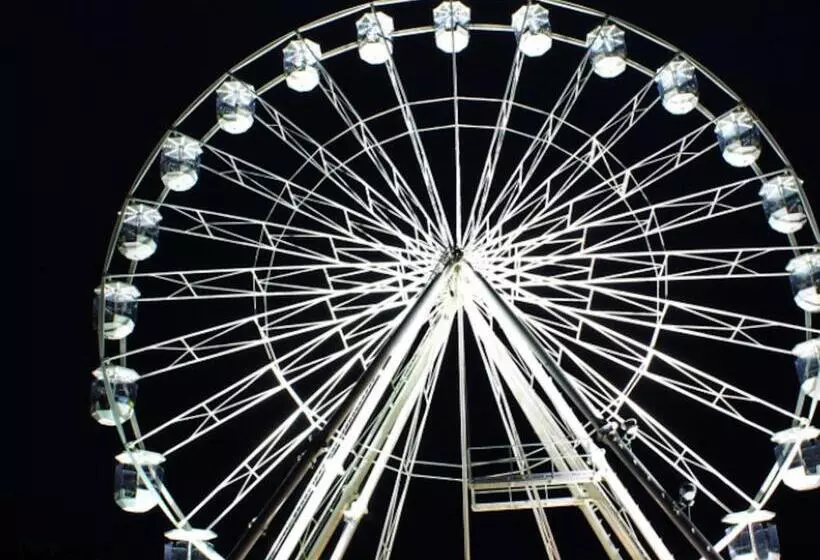 Bournemouth Hot Tub & Sauna Holiday Let