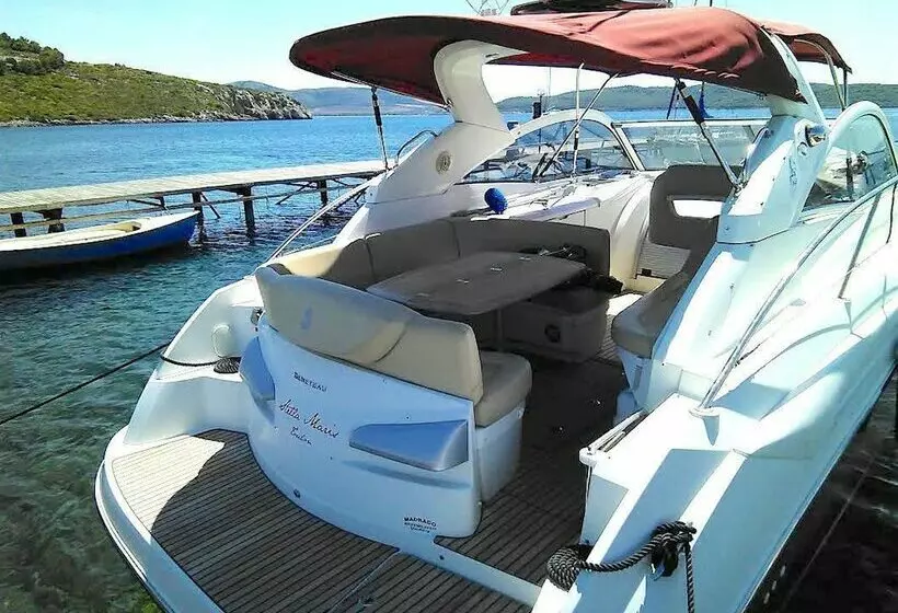 هتل Bateau De Prestige