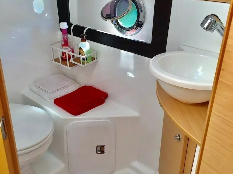 هتل Bateau De Prestige