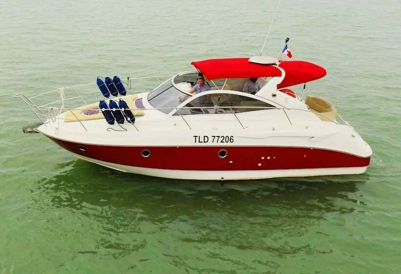 هتل Bateau De Prestige