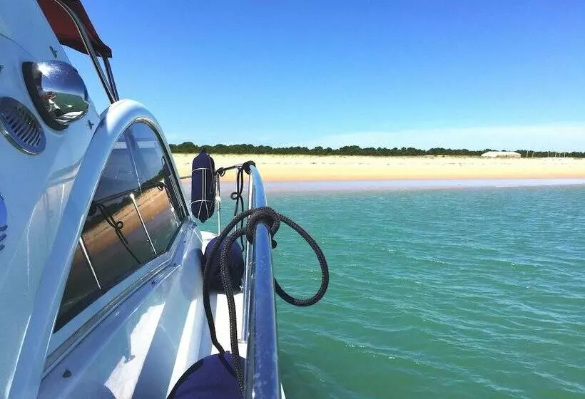 هتل Bateau De Prestige