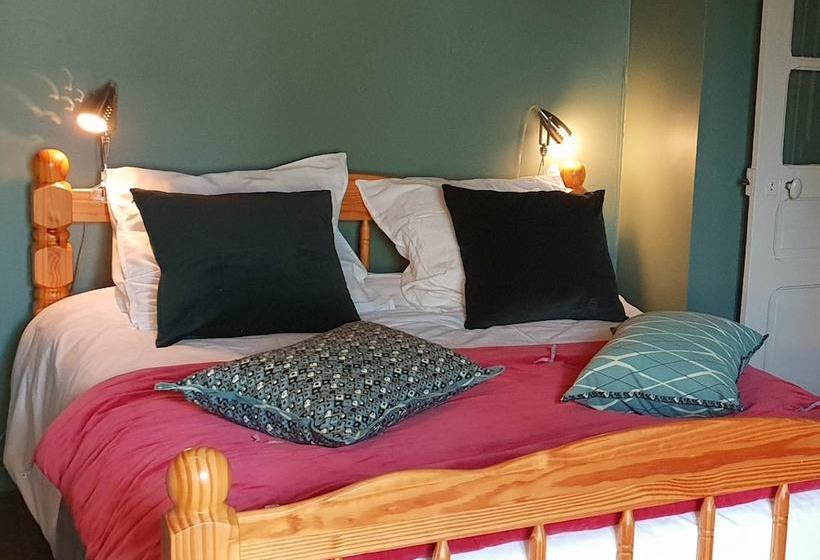 Roc Refuge Out Of The City