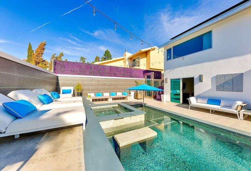 Villa Genesis Hollywood Estate With Stunning Views