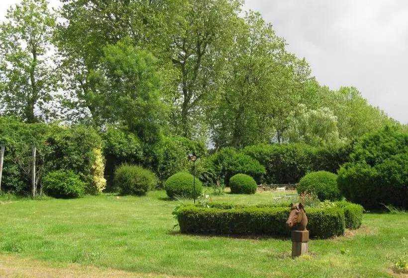 Aamiaismajoitus (B&B) Le Petit Bois