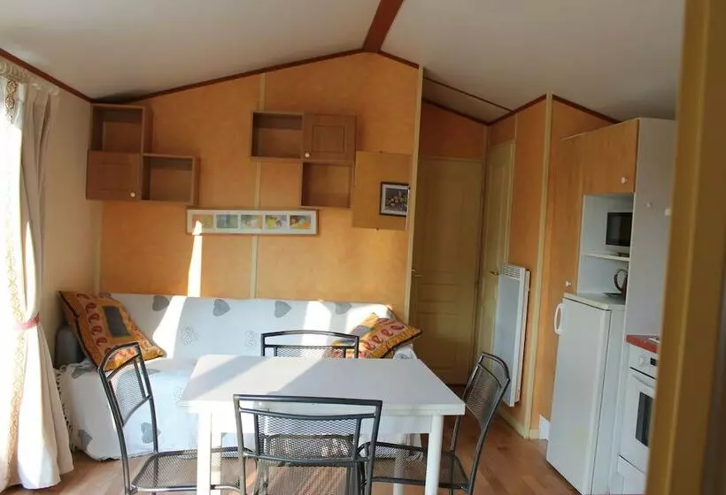 Hotelli Camping De La Pointe