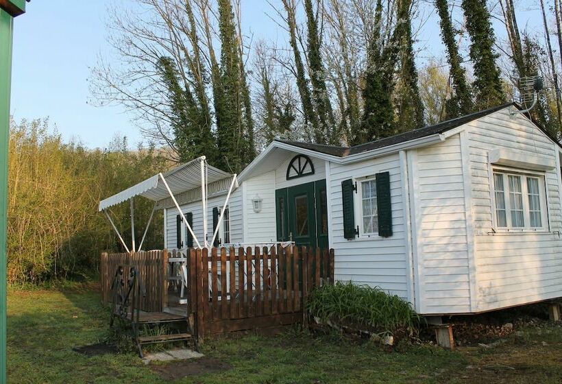 בית מלון כפרי Camping De La Pointe