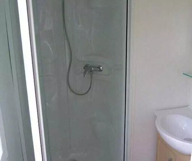 Hotelli Mobil Home Xxl 4 Chambres   Camping Le Domaine D Oléron