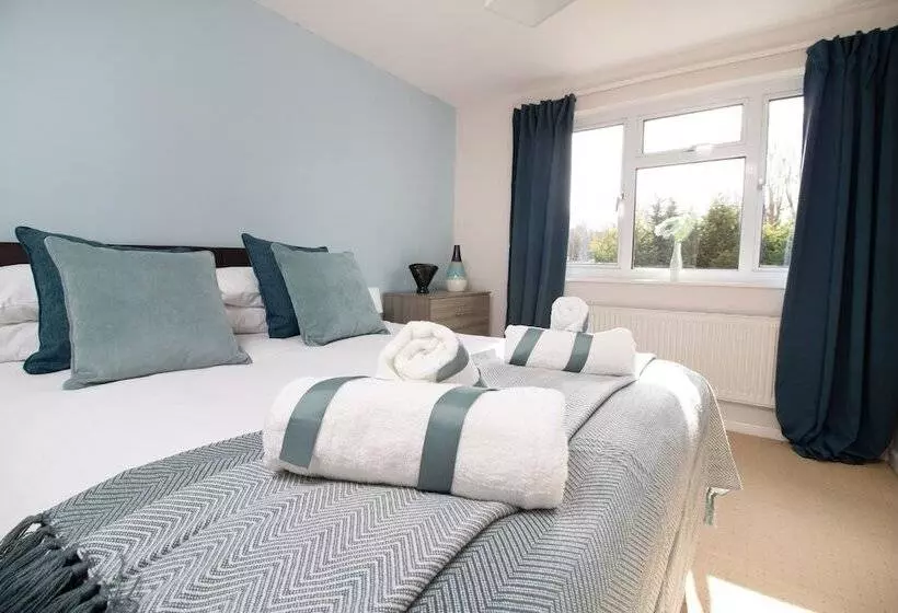 ペンション Rivermead Serviced Accommodation