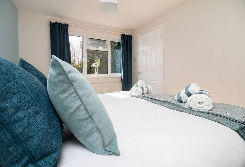 ペンション Rivermead Serviced Accommodation