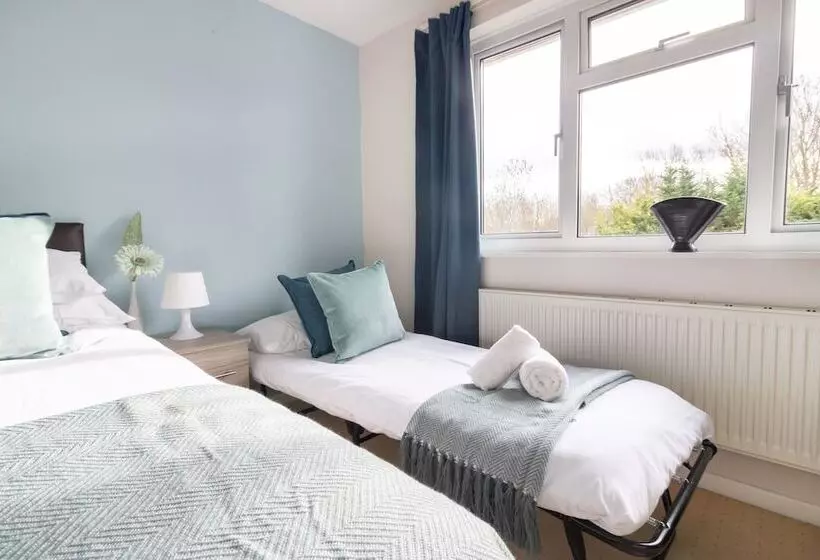 ペンション Rivermead Serviced Accommodation